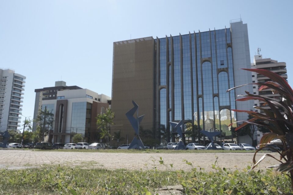 TCE-RO apura compra de materiais pedagógicos sem interromper atendimento aos estudantes de Nova Brasilândia do Oeste