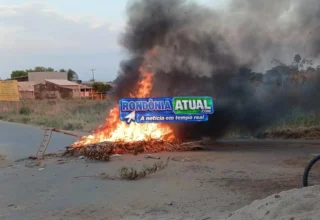 🔥 REVOLTA! Moradores queimam pneus após 14 horas sem energia e cobram Energisa em Ji-Paraná