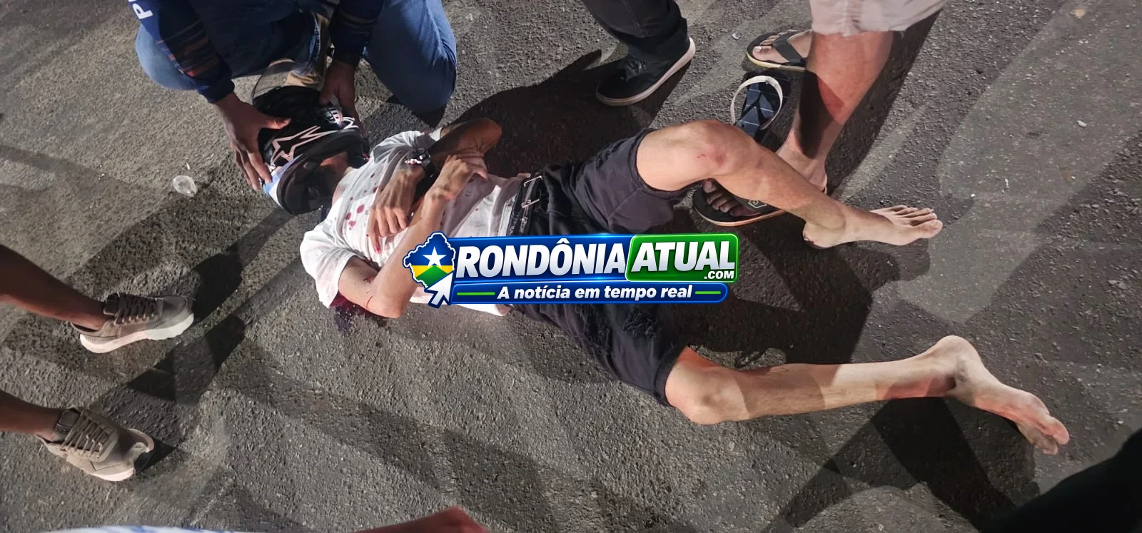 Ji-Paraná – Carro invade preferencial na Av. Aracaju com T-20, atropela motociclista e foge