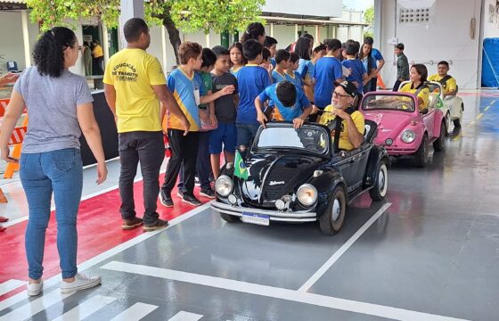 Projeto Agente Mirim participa de ação educativa na Escola Pública de Trânsito durante a Semana Nacional do Trânsito