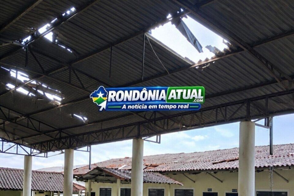 🚨 RAJADAS DE VENTO CAUSAM ESTRAGOS E DEIXAM BAIRROS SEM ENERGIA EM JI-PARANÁ