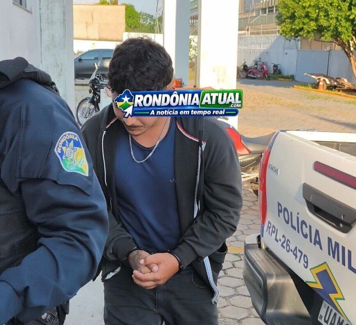 🚨 “DELIVERY” DA DROGA: JOVEM DE 24 ANOS É PRESO COM MACONHA E QUASE R$ 7 MIL EM DINHEIRO EM JI-PARANÁ