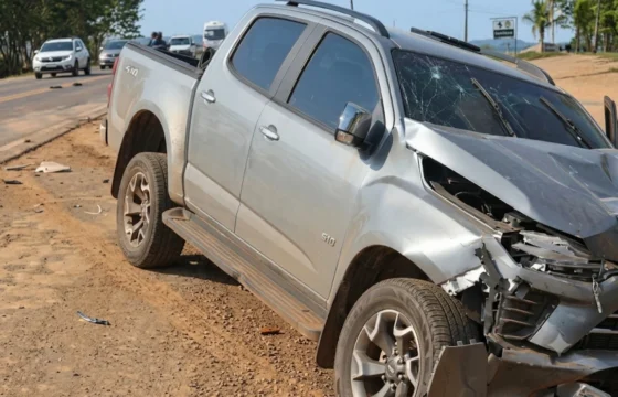 Casal em carro de passeio morre em acidente na BR-364, em Rondônia